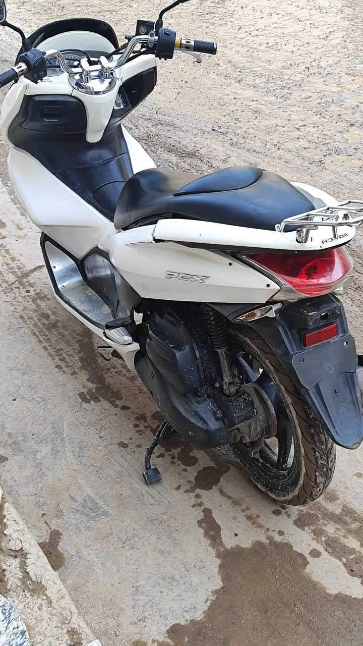 السلام عليكم دراجه bcxمجفته جديد اي نقص مابي المكان سامراء ***********
