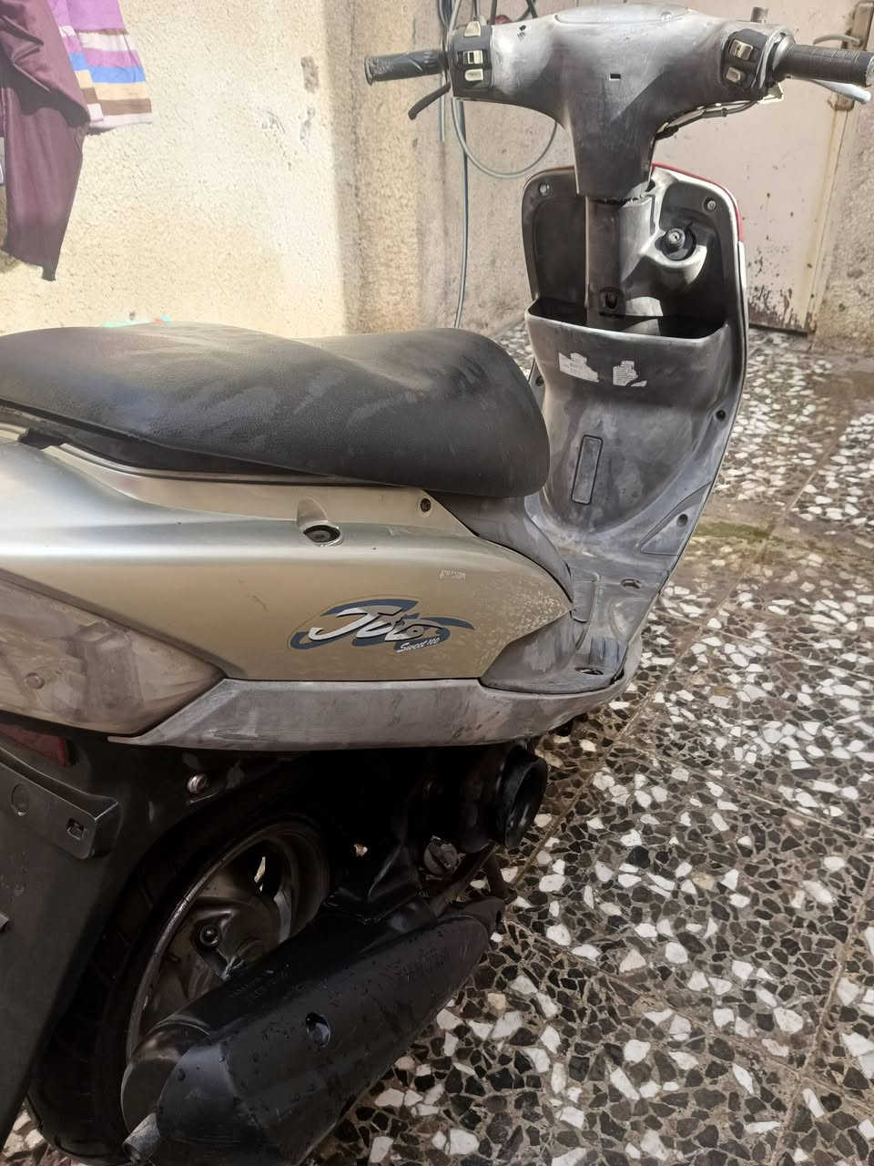 سلام عليكم
ماكس منغولي للبيع 
دراجه تخبل بل مشي شلعه معدل فول بريك خلفي وامامي ستان خلفي وامامي كله ختم واحد بس عوزه شوي ترتيبات بسيطه السعر 350 وبيه مجال مكاني بغداد الكماليه هاذ رقمي *********** راسني واتساب لو فيس هم متواجد
