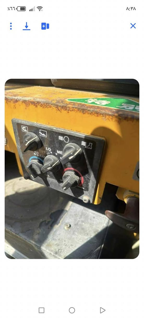 السلام عليكم
1-حادلة  دخول جديد 
2-تخم تاير جديد 
3-قمارة تبريد تدفئة 
4-فول نضافة 
5-كير عادي 
6-تاير عريض 4×3
7-كهربائيات كلها شغالة 
8-صبغ اليابان 
9-مرشات ماي تاير + رواشيش شغالات 10-مكينة هينو 
11- استفسار اكثر اتصل على الرقم وبيك خير وتدلل 
***********
