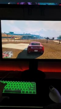 Xeon E5-2680 v4 • RX 580 8GB • 16GB DDR4