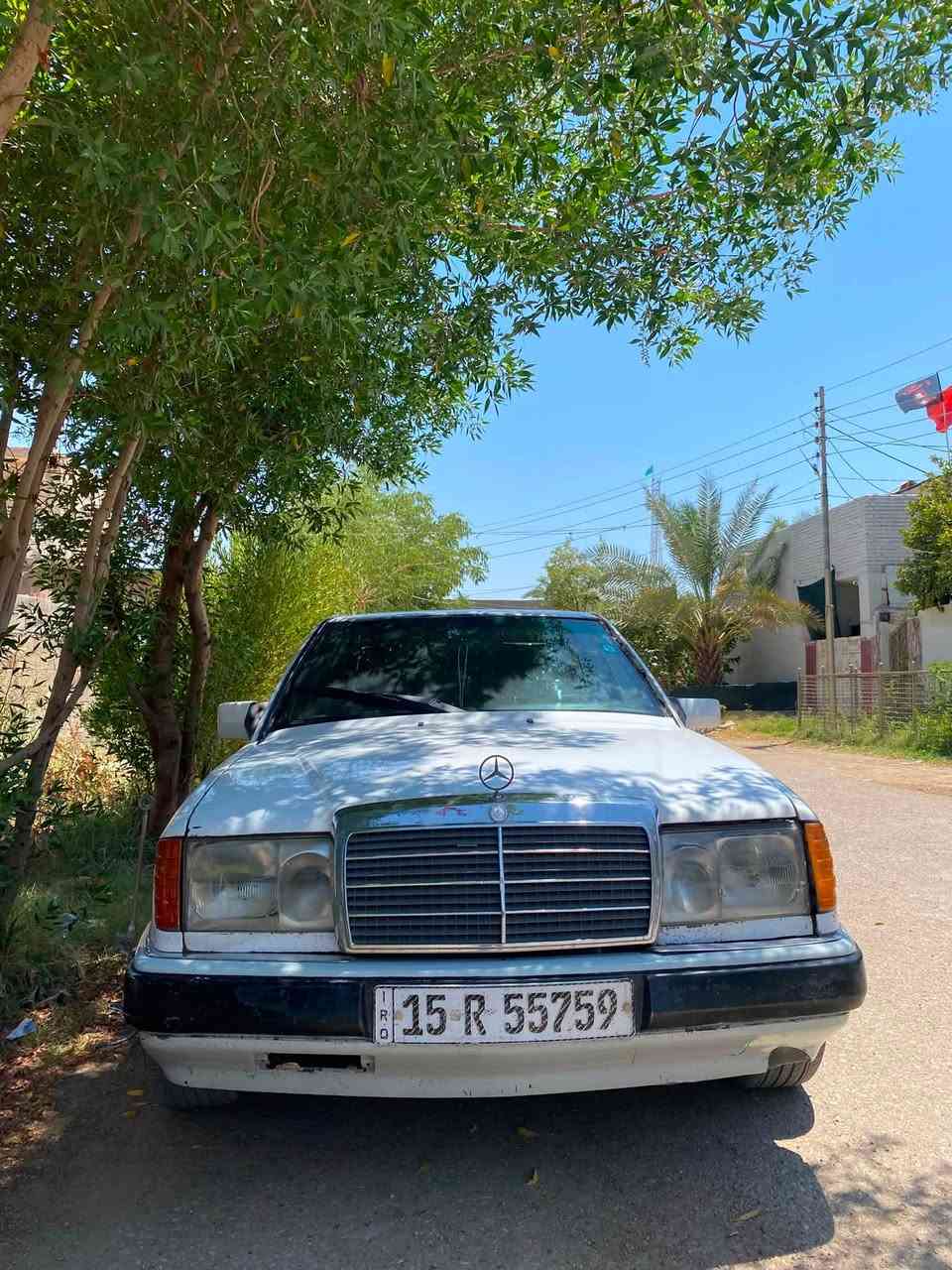 السلام عليكم 
مارسيدس دب موديل 88 بسمي تحويل مباشر  هزة لشهر ال9  سستم سماعات 
محرك كير بطة 2500   اكسل خفيف  شلعة ومعدل 
صدر امامي خلفي  نضيفات 
خياسات خفيفة قاعدة دبل وحدة مصلحة 
مكان ديالى  تقاطع الوجهية 
رقمي ***********
مراوس بمارسدس دب أو جامبو سودة
