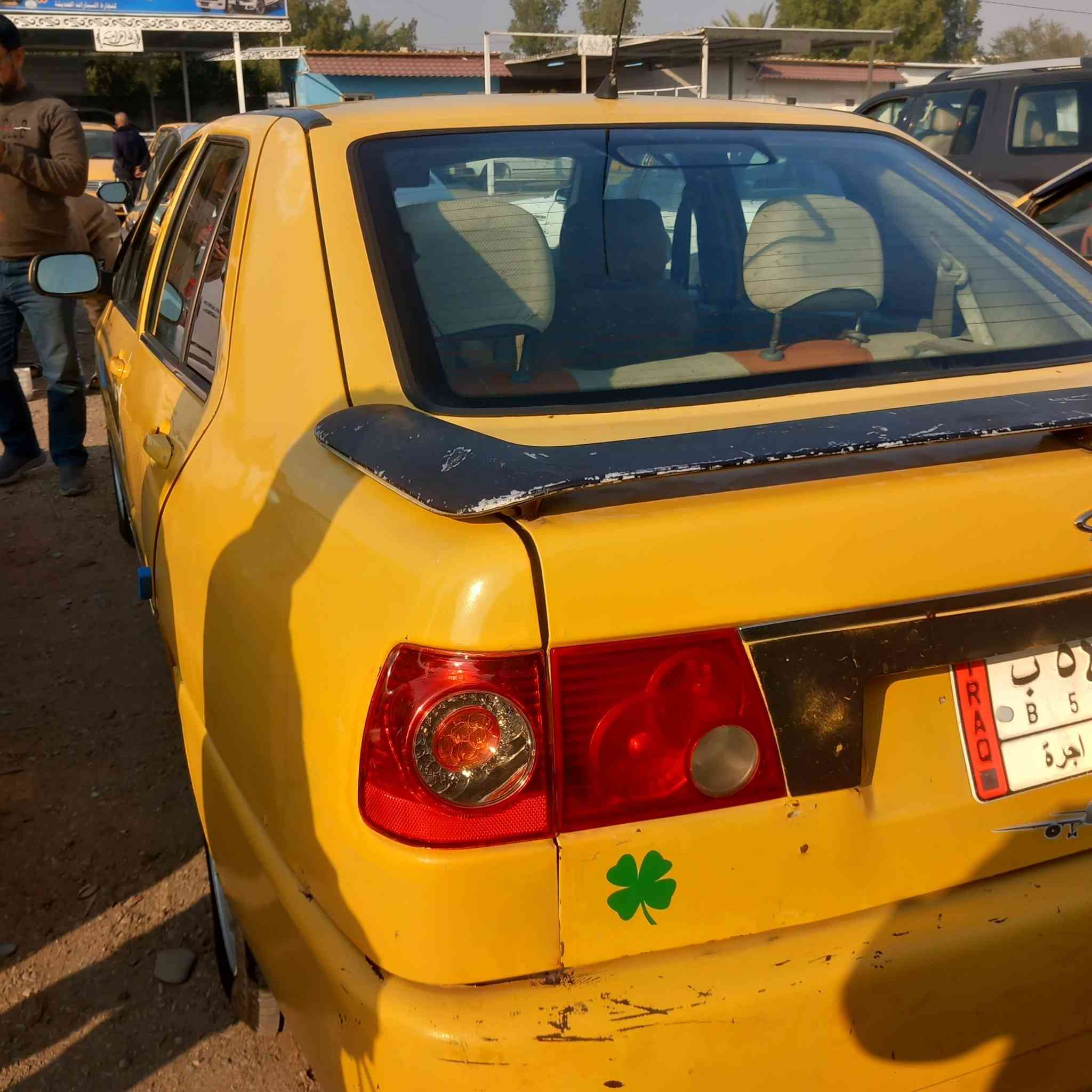 السلام عليكم شيري كوين 2011  للبيع بلادي تخم تاير جديد شواصي بلادي هيئة غرامات مصفرة مينة بلادي السعر 30العنوان حي العامل الرقم ***********
