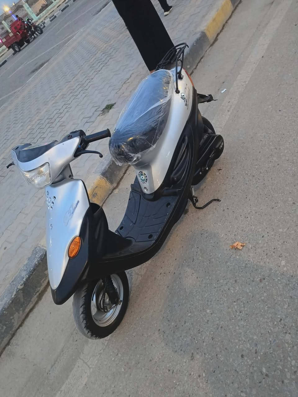 سلام عليكم دراجة يماهة كلهة شغالة منطول لطول تايرات جدت مامتعوبة أوراق كاملة ما نقصها برغي سعر خاص ولمو شراي إلا يراسل سعر خاص


**إذا كنت صاحب هذا الإعلان وتريد حذفه لأي سبب، رجاءا أرسل رسالة إلى الدعم الفني**