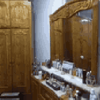 سلام وعليكم الغرفه البيع  مستعمل شهر واحد فقط   التواصل عل رقم 0776957...