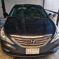 للبيع سوناتا 2013اللون رصاصي سيارة حلوه مناقصه اي شي تدفه تبريد كير مك...