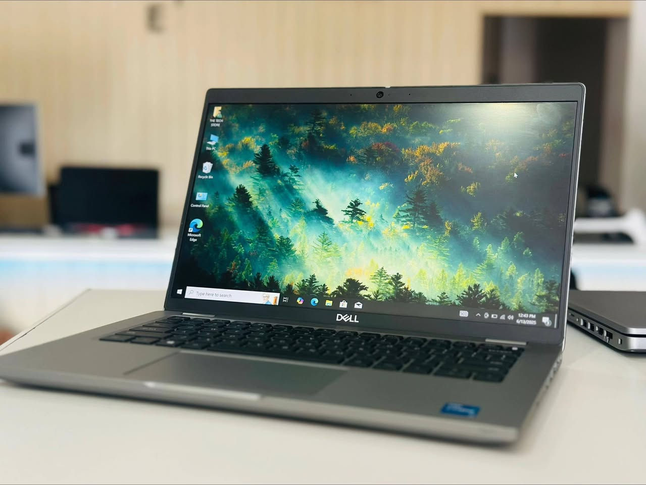 💻 لابتوب Dell Latitude 5420
أداء سريع وشكل عملي مناسب للدراسة والشغل اليومي ✨

((الجهاز بنظافة عالية مكفول من اي عطل مصنعي شرط الفحص الكامل قبل الاستلام)) 

جهاز ممتاز للطلاب والموظفين وبرامج الأوفيس والتصفح والاجتماعات أونلاين 🔥

🔹 المعالج : كوراي 5 الجيل الحادي عشر G7
🔹 الرام : 8GB DDR4 قابل للزيادة
🔹 الهارد : 256GB SSD M.2 قابل للزيادة
🔹 كرت الشاشة الداخلي : 4GB
🔹 الشاشة : 14 إنش FHD

✅ مناسب للدراسة والعمل المكتبي والتصفح وبرامج الأوفيس والاجتماعات وبرامج التصميم 
✅ سرعة ممتازة بالإقلاع وفتح البرامج بفضل SSD

🎁 الهدايا المجانية: 🎒 حقيبة
🖱️ ماوس
🖱️ ماوس باد
🔌 شاحن أصلي

🛡️ فحص كامل قبل الإرسال
🛡️ فحص كامل قبل الدفع والاستلام
🛡️ ضمان 7 أيام استبدال عند وجود خلل مصنعي

🛡️ جاهز للاستخدام المباشر
📍 الموقع : بغداد الأمين الثانية
🚚 التوصيل متوفر لجميع المحافظات
📞 للتواصل واتساب ***********
💰 السعر : 385 ألف دينار فقط
