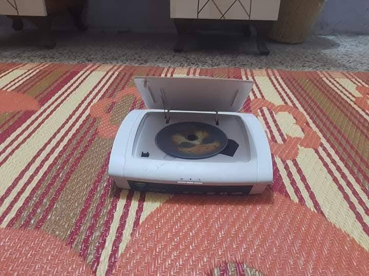 السلام عليكم عندي اغراض بيت للبيع طباخ ابو اربع مشاعل شغال كلش زين والفرن شغال ودواشك عدد 3  ضغط عالي وفرن كهربائي وكاوية شعر وقلايه هوائية واغراض اخرى


**إذا كنت صاحب هذا الإعلان وتريد حذفه لأي سبب، رجاءا أرسل رسالة إلى الدعم الفني**