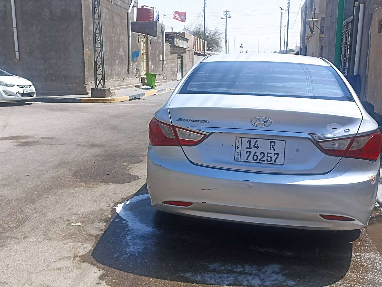 سوناتا موديل 11 مكينة خطين وارد كوري رقم بصرة باسمي السعر ١٠٠ ورقة وبيها مجال . عنوان (البصرة)رقم الهاتف ***********
