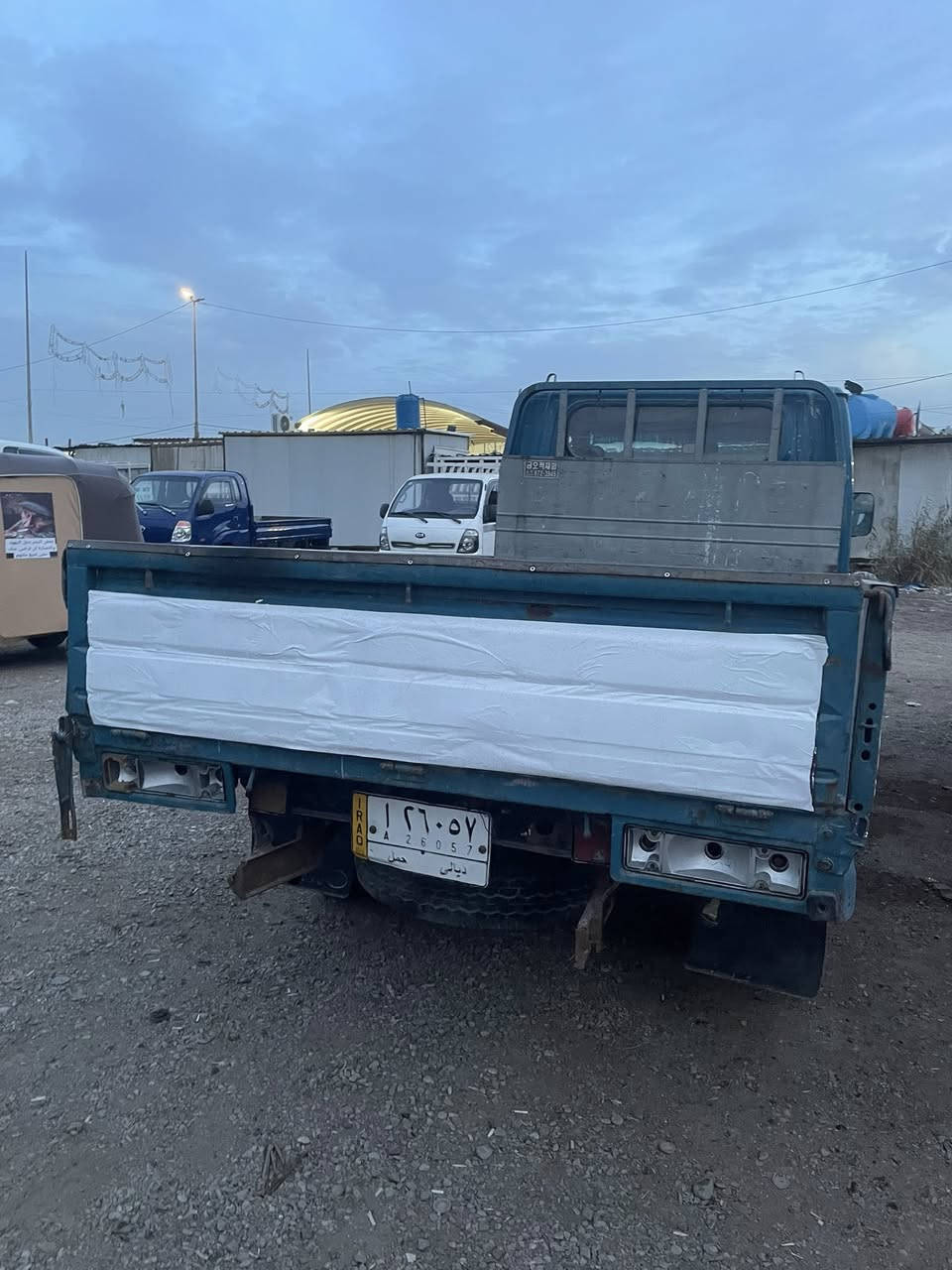 السلام عليكم كيا سامسونك للبيع موديل 1999 بأسمي تحويل ثاني يوم رقم ديالى محرك بي تبخير كير اكسل شاصي رقم شاصي مكفول مكاني بغداد السعر على الخاص ***********
