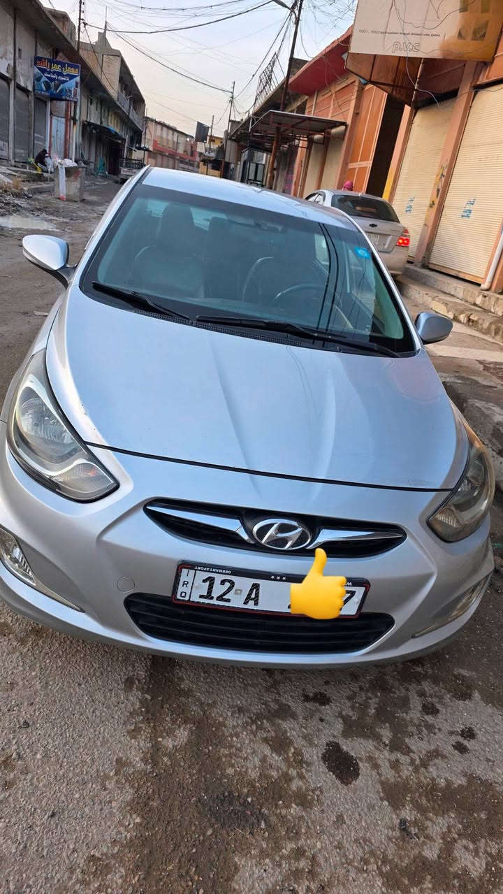 السلام عليكم
اكسنت كوري فول فول 
2011سنويه بسمي الى 2031
كابون رقم نينوئ مميز 4ارقام 
محرك  كصه جديد  بلا ضرر فقط تصليح الدوسه 
مري شفط داخل جلد تحكامات محرك 16 شرط كير شرط 
مكان السياره موصل جانب اليمن 
***********
***********
