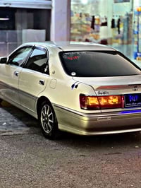 تويوتا كراون • ٢٠٠٢ • كامل كريستال