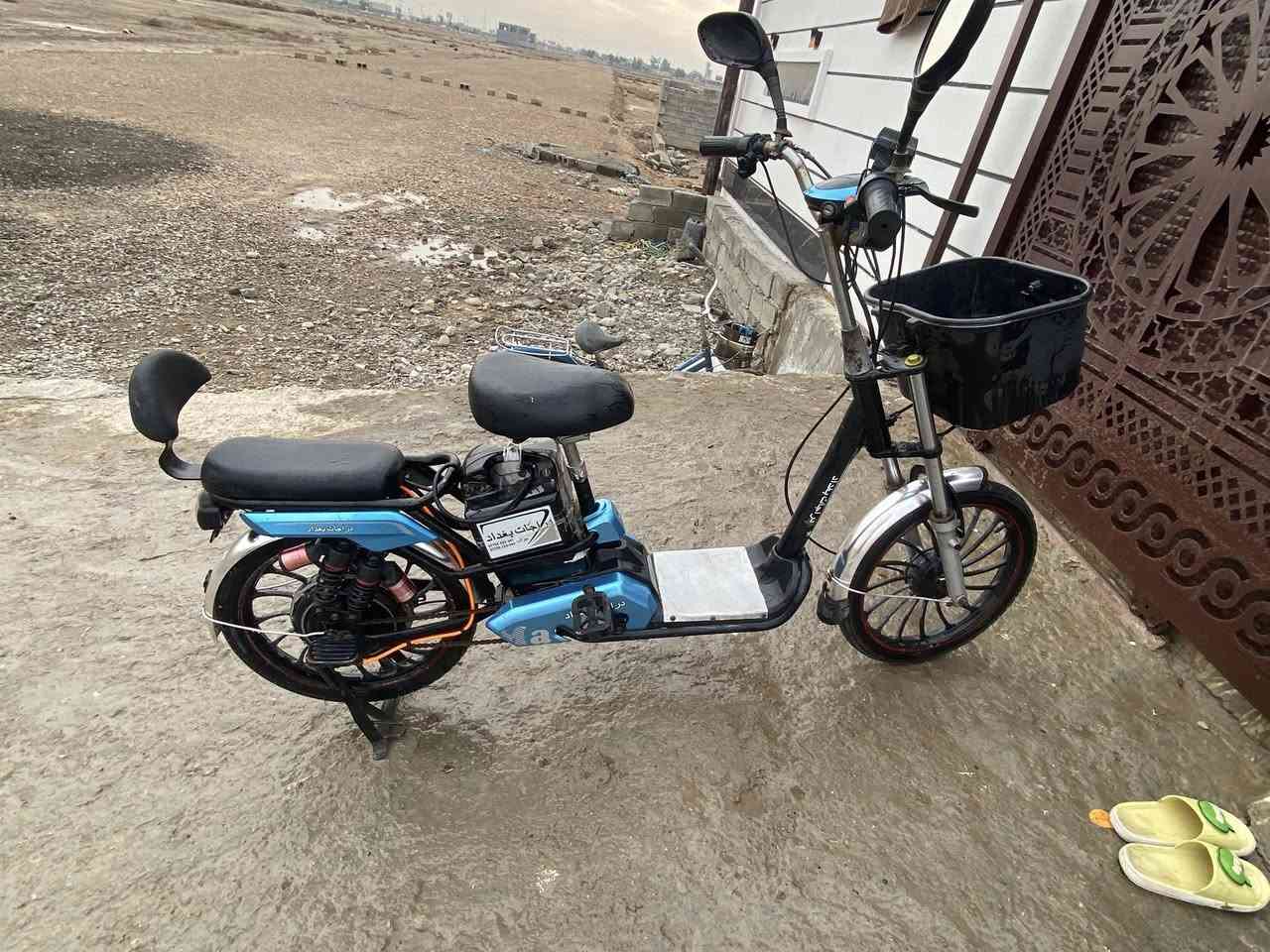 السلام عليكم باسكل شحن لبيع بطاريات 🔋 جددد  كامل مكمل كلشي ماناقصه لايت عالي وفول سرعه شاحنه جديده السعر ٢٢٥ وبي مجال مكان ديالى يم المرور مال ديالى استفسار خاص او واتساب ***********
