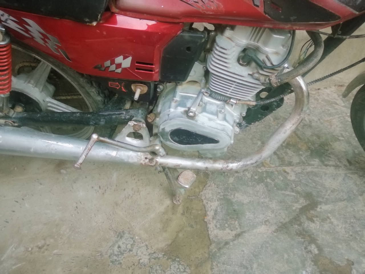 دراجه فيومه كلك كلك للبيع ب 150مكاني شارع نفط ***********
