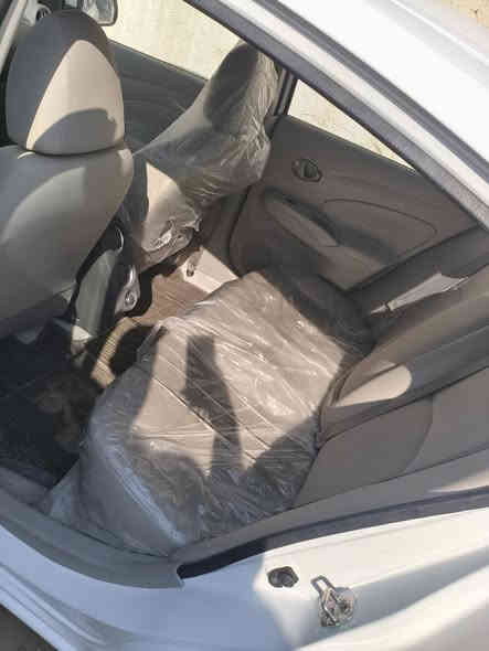 السلام عليكم نيسان صني موديل 24 هندي فول ام الويل كب  رقم اربيل تريد وكاله أو تحويل بيه جاملق امامي مدبل وبيه دحجات شوف العين عله وضعيتهن ماشيه 46الف جاهزه من كلشي مدوشمه بيع او مراوس السعر 120 الاستفسار ***********
