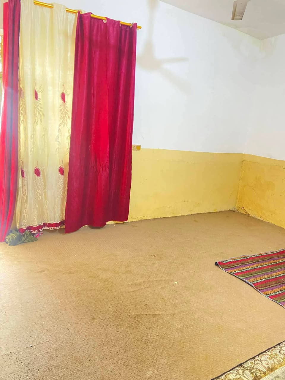 #للبيع بيت طابو زراعي  مساحه 180 م قريب ع غسل حسنين  بلوك ب43 وبي مجال  قليل رجأأ بس الشراي  يراسلني @إشارة ***********
