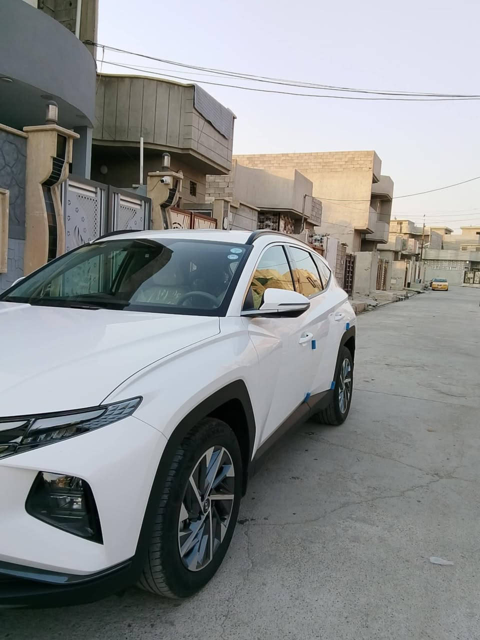 توكسن 2024خليجي سياره اكلين رقم اربيل مسطره
هندبريك بصمه 
تحكمات ستيرن
قطعتين تبريد
تشغيل 🔛 عن بعد                بصمة تشغيل
بصمة ابواب سياره فول من عده البانوراما
سياره ماشيه 23الف فقط سياره مال بيت
شرط الاسبير مانازل 
سياره بسمي السياره متواجده الموصل حي الكرامه
شرط التحويل  السعر 210وبيها مجال شي بسيط
***********
***********
