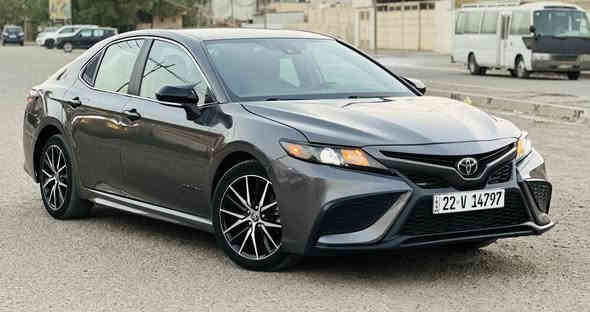 السلام عليكم ( للبيع فقط بدون مراوس )
للاستفسار 077131293 تيوتا كامري موديل (2023)SE السياره جديده دخول  وترقيم جديد رقم اربيل تحويل  ثاني يوم تحويل لون شمباني  لامع ميتاليك
ضرر السياره باب خلفي وربع الباب الامامي ونزال الجاملغ وصور الحدث بالمنشور. قطعه كلير امريكه. 
( السيارة جديده واحلى من الصور )
السيارة جديده جدا 
ملاحضة ✅✅ السيارة بدوووون ايرررررباك 
((حجر البيئة مكفول وبشرط عل فحص))
( المواصفات  )
شاشة جبيرة. 
نضام car play + AUTO ANDROIOD
نضام خرائط وانترنيت 
نضام ABS
كاميرا دوارة
سبايدر خلفي 
اوتو هولد 
كشن كهرباء 
منافذ شحن 
شفتات استيرن 
اشاير بالمري الجانبيه 
كشنات جلد اسود 
دركه جلد اخياط 
تحديد مسار
نضام مانع تصادم 
تبريد شاشه بيانو 
سياقة الكترونية
رادار امامي 
لايتات زنون عدسات عالي وناصي 
جي بي اس 
نضام نورمان ايكو وسبورت 
نضام مانع انزلاق 
لايتات عالي اوتو يشتغل عند الضلام  
محرك 2500 المرغوب
السيارة كلش جديدة زيرو ومكفولة من اي عطل
بعدها بلزكات الشركة وجياسة الشركة ✅✔️
السيارة جديدة جدا واحلى من الصور واي نقص مابيها من كل النواحي 
ارضيات الشركة ربل + الصندوك + كتلوكات الشركة + فلينة وغراض الشركة كلهن موجودات 
مكاني بغداد شارع فلسطين واتساب ***********
