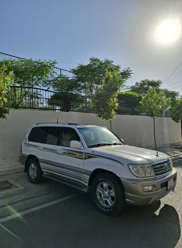 مۆنیکا 2003 gxr بۆ فرۆشتن  نرخ 150$ مەجال

land cruiser 2003 gxr

 فول مواسەفات 

تەحویل ئەسڵ
سەلاجە و سلایدە 
گێر تۆماتیک ناو زەرد 
فۆرمیکا قوفلی ئەکسل ABS 
سێ ریز گوشن تەبرید مەرکەزی 
شاشە ئایپاد  
سیستەمی غازی ئیتاڵی لەسەرە بە شەرت 
بەناو کردن بە شەرت 

تەنها دەرگای سندوق سبوخە  جەمەلخی دواوەی سەیاق کارتە بن دوسەی سەیاق سبوخە 

گێر و مەکینە و دەبل ئەکسل کارەبیەتی هەموو گیانی بە شەرت 

رەقەم تەلەفۆن و وەتسئاپ *********** شقلاوة, أربيل
