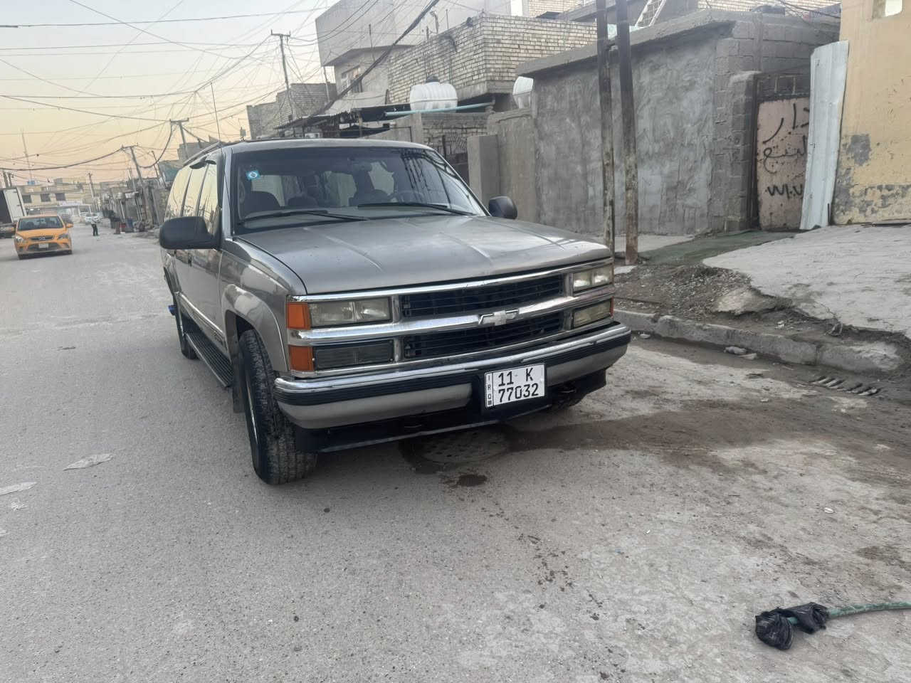 السلام عليكم سيارة جمسي للبيع مديل 99  بغداد خصوصي رقم دولي سيارة جاهزه مكينه 350 كير 700 العنوان بغداد السعر 67وبيهة مجال  الاتصال على الرقم ***********
