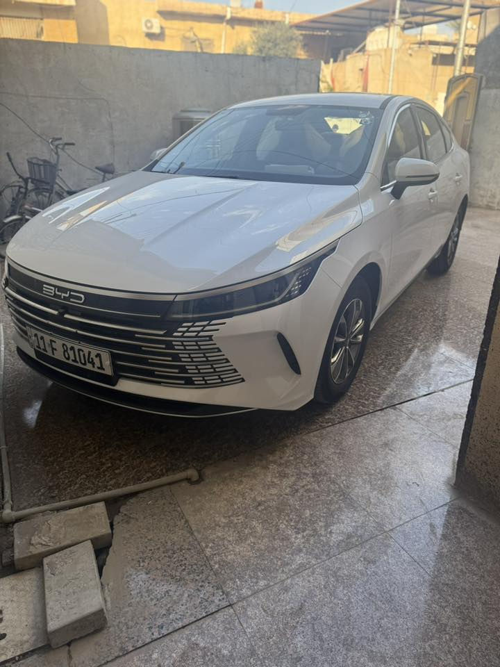 بي واي دي دستررير ماشيه 3000 صار بيها بارد بالنيد بأسمي السعر 18مليون و600 *********** مكان السيارة محافظة ميسان
