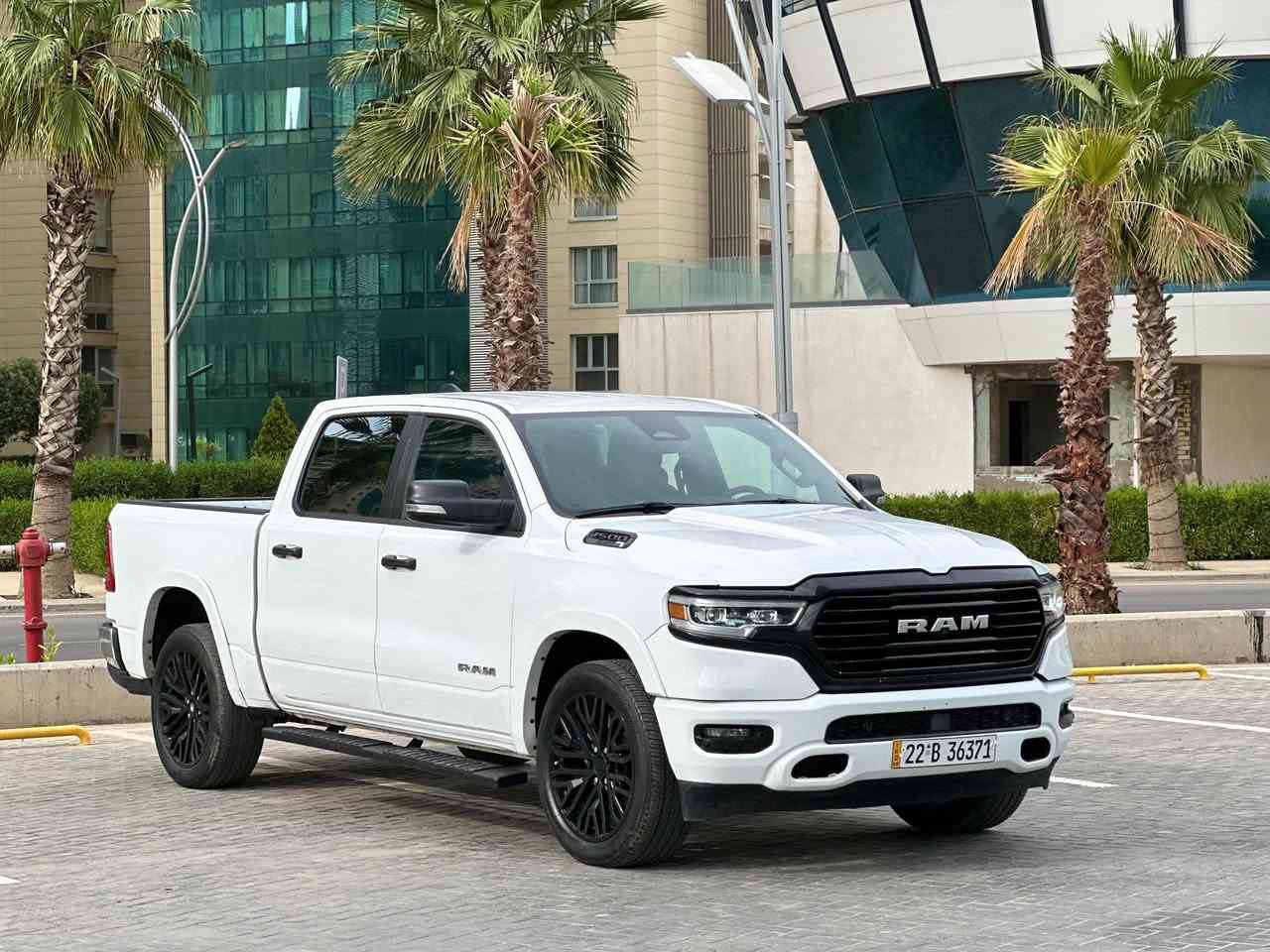 1500 RAM🔥 موديل 2025
دفع رباعي(4x4) جاهز لكل الطرق

محرك 6 سلندر توين توربو

✅ الحالة :

 بدون صبخ وكالة 

باب جبير+ بودي قصير

بك هورن (Bighorn) المرغوب

✅المواصفات : 

شاشة وسطية كبيرة حديثة 

كاميرا خلفية + حساسات 

تشغيل بصمة (stop/start) 

نظام دخول ذكي 

كير اوتوماتيك 8 سرعات 

مقاعد مريحة قماش / كهرباء 

تحكم ستيرن 

مثبت السرعة 

نظام توفير الوقود eco mode

نظام مانع الانزلاق و الثبات 

إنارة ليدLed امامي و خلفي 

✅الميزات :

محرك اقتصادي مقارنة القوة 

 سيارة نظيفة و رقم جديد ✅

السعر 355$ ورقة و بي مجال 

الموقع : اربيل

الرقم و واتس اب  : ***********
