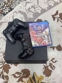 بلي 4 سلم اون لاين  سعر 225  وياه جوستك 2 وحده شغاله الثانيه فقط الشفت...