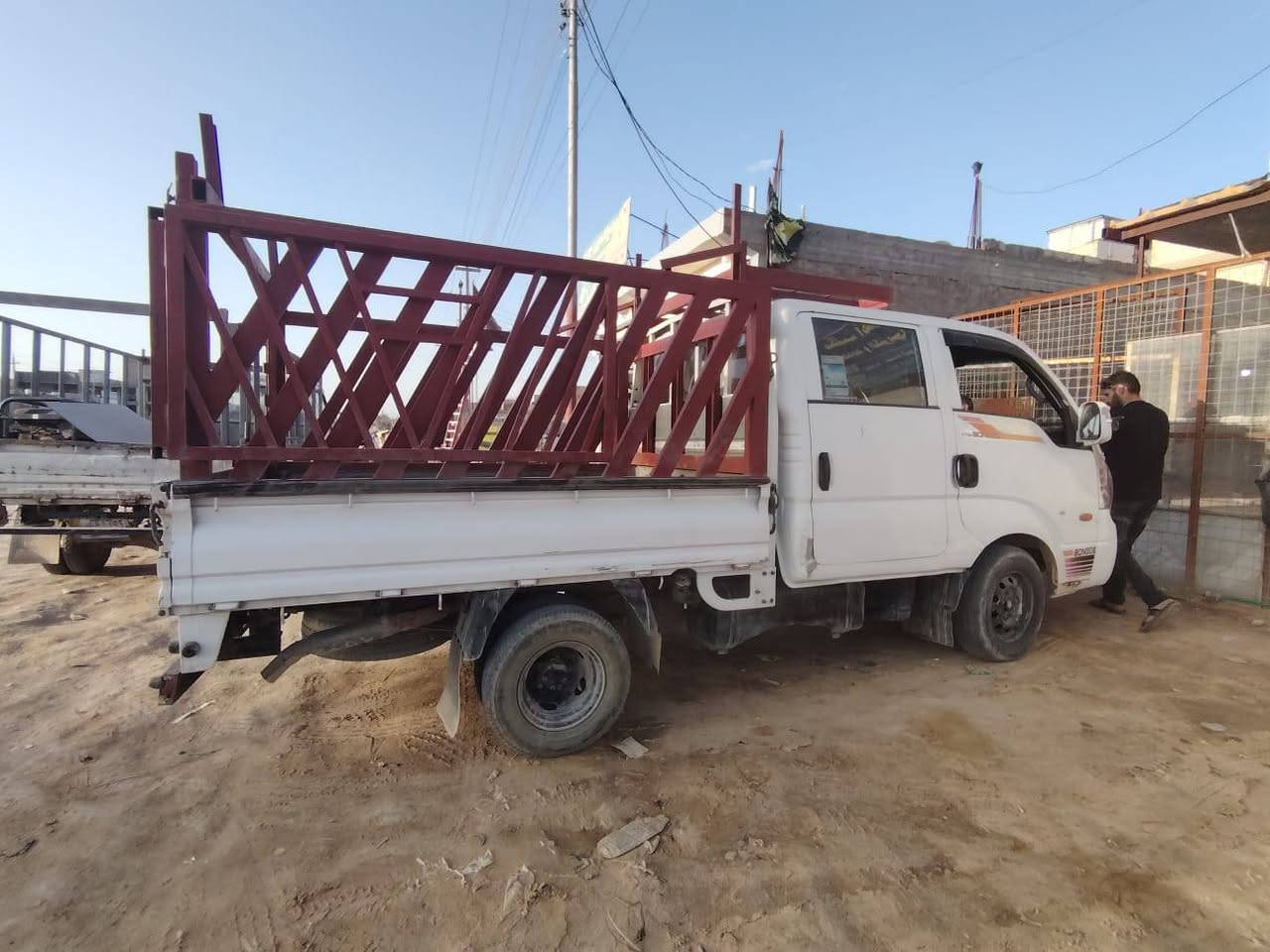 كيه دبل قماره 15 بيه 3قطع سونار يحكم  السعر 118مكانه نجف حي الندا مشروع وطني بسم راعيه تداور نجف ***********
