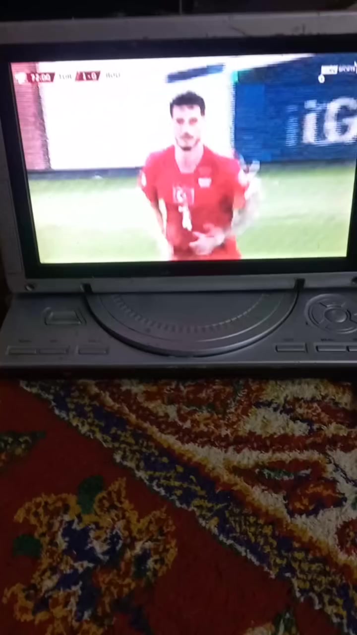 ديفيدي داخله ستلايت ستاركوم + النت قنوات ستلايت


**إذا كنت صاحب هذا الإعلان وتريد حذفه لأي سبب، رجاءا أرسل رسالة إلى الدعم الفني**