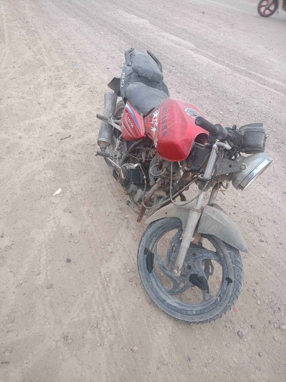 السلام عليكم دراجه شغاله مال روحه وجيه دراجه نص هندر تشتغل ابيعها كوم حديد سعرها 140 وبيها مجال *********** متوفر واتساب
