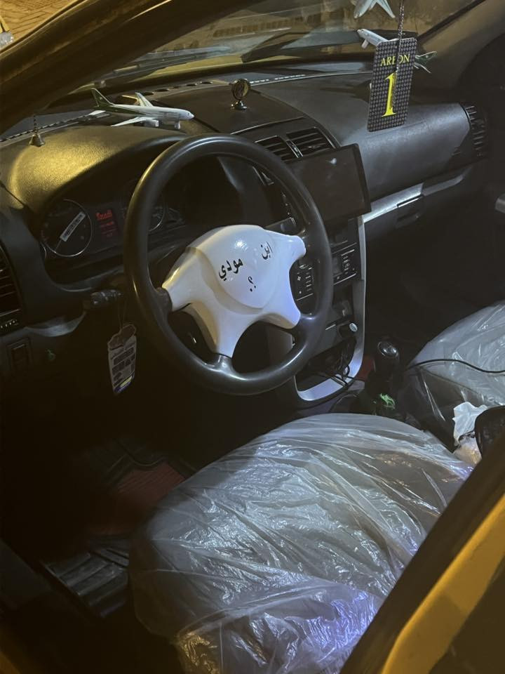 السلام عليكم سمند 2017
السياره جاهزه المكينه بلباكيت ولكير كفاله 
السياره تدفه تبريد حداديه جديده تخم تاير السياره كامله من كلشي 
السياره سنويه منتهيه ٢٠٢٥
رايدهاا ٤٣وبيهاا مجال 
الرقم ***********
