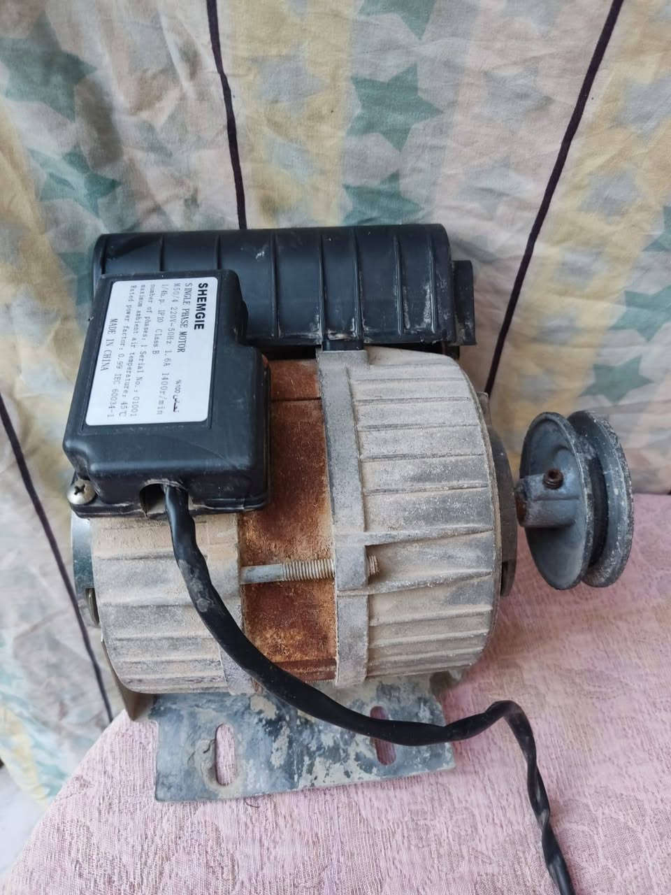 ماطور مبرده سرعتين  شغال شرط الفحص  سعرها30 وبي مجال  )(عاكسة كهرباء 10 امبير  شرط الفحص  عوزه بس باتري سعرها 125   ***********
