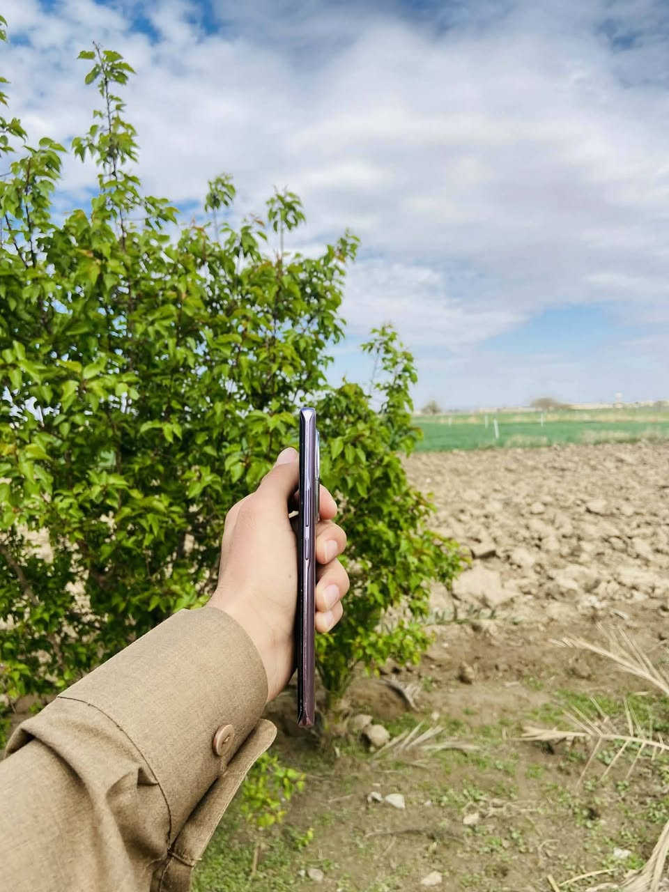 هونر X9C للبيع ‼️
ذاكره 256
بطارية 6600 ملي امبير
جهاز مستخدم شهر واحد فقط كامل ملحقات 
السعر خاص. 
او التواصل على الرقم *********** 
ادمن وافق 🤍
الموقع _ الأيمن _ البورصة _ مجمع الفاروق السكني
