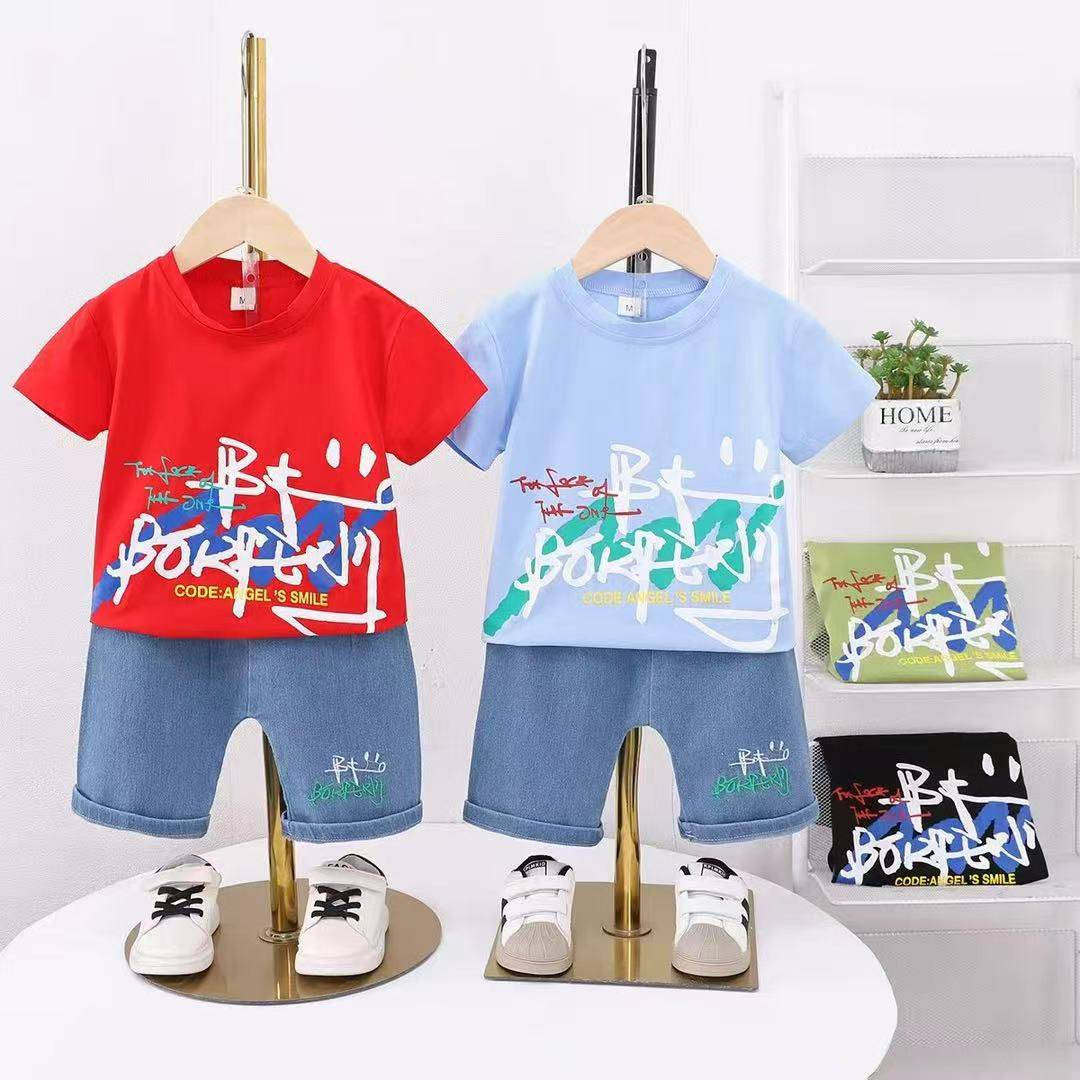 قاط اوربي بيبي يجي مشكل طبعات  الوان ستندر
بدي قطن  
شورت كابوي 
صناعة صيني 
يلبس اعمار 
من 1 سنة 
الى 3 سنة 
سعر الدرزن 
36 الف
ليسريه 4 قطع 
جملة القطعة 
3000
توصيل 6 الف


**إذا كنت صاحب هذا الإعلان وتريد حذفه لأي سبب، رجاءا أرسل رسالة إلى الدعم الفني**