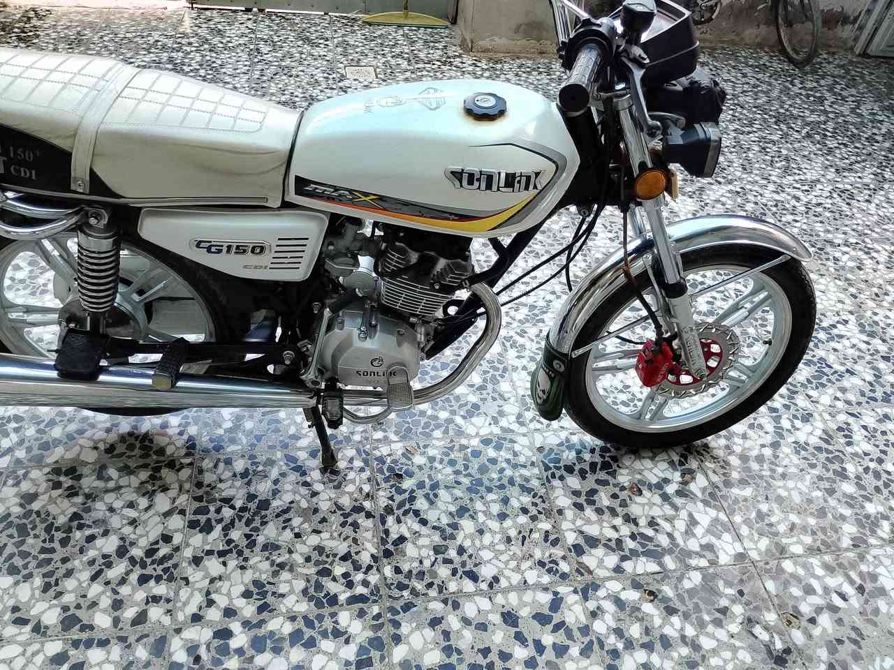 23بل جيس. الشعب. 700


**إذا كنت صاحب هذا الإعلان وتريد حذفه لأي سبب، رجاءا أرسل رسالة إلى الدعم الفني**