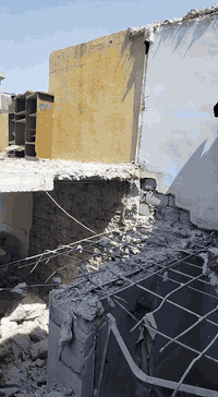 مستعدين للهدم والترميم كافه المنازل والعقار
قلع (كاشي)  (قشط جدار)  نقل( وتصعيد مواد) قص اشجار (صبة ارضيه) كادر ممتاز على مدار 24ساعه نعمل  داخل وخارج الموصل 
***********
***********
