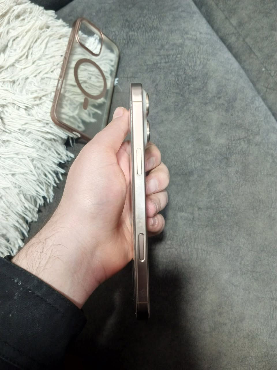 ايفون 16 برو ماكس جهاز جديد ماصارله شي عندي
نورمال شرط 
بطاريه 97
ملحقاته كامله
السعر 1575 بي مجال بسيط


**إذا كنت صاحب هذا الإعلان وتريد حذفه لأي سبب، رجاءا أرسل رسالة إلى الدعم الفني**