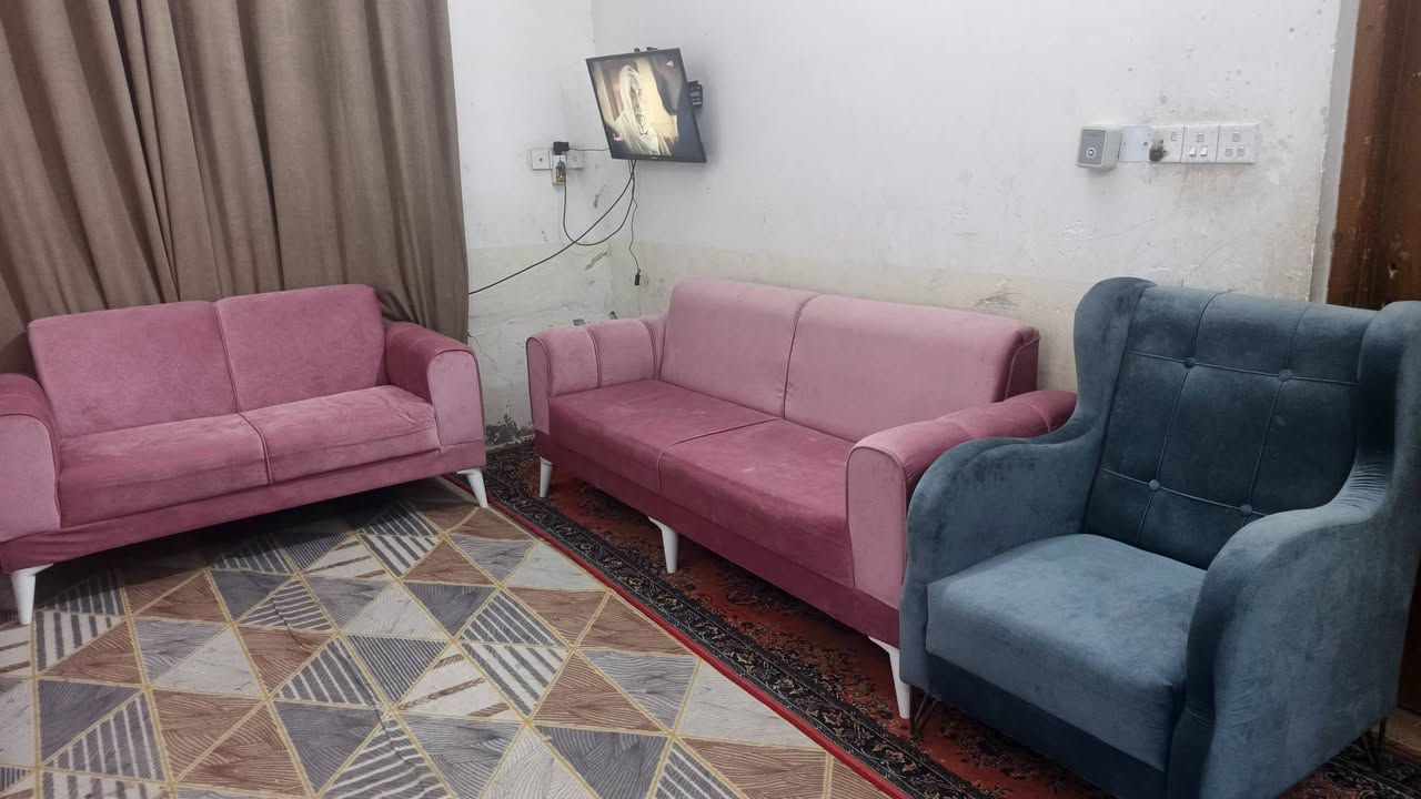 تخم تزكام شهرين لاسوكي ولا جاهز جديد خمس قطع عشر نفرات مكاني ناحية الصلاحيه شاميه وعندي توصيل للنجف اذا مو احله من الصوره مرجوع 325مسكمته 950الي يرغب بالشراء يتصل على الرقم ***********
