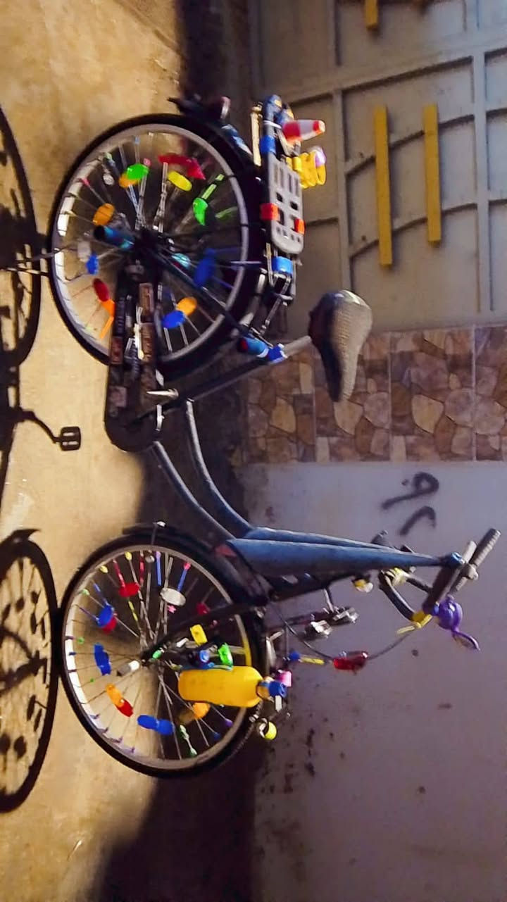 بايسكل بناتي حجم 27🏗
مصبوغ اسود لونه الأصلي رصاصي مغلف كاربون فايبر
متروس غراااض🔥     مچمبز🔥👻

يجي وياه👀

 هورنات سيدان صغار ثنين & هورنات سيدان كبار🔊📣

باتري حجم وسط يتحمل اضوية ويتحمل شوية هورن🥇

نشرة متكونة من 6 قطع موصلة ببعضها لون احمر🌹

ستاند على شكل ٨ بي ضرر😯

دبلات مزرفة وعاديه عدد 10📍

فسفورات تارسه التايرات 30 فسفور🫣

 سهوم فسفورية عدد 3👀

حامله لزاهي دينا🙃

لوحة مونستر👹

جرص مرايه🔔

ستاند حامل للموبايل📱

جمجمه مرايه💀🪞

جمجمه بدون برغيها🫠

سيبايه أماميه📍

كاسحة جرار🪅

كبوس تحذير حجم وسط🚧

9 مساطر📏

سهم 2 (واحد ضررة بسيط)😻

تلبيسة كشن😗

كلاص حامل للمشروبات😋

صينية قفل مع جاملغات😊

صناعة 2014 مختم🏴‍☠️

السعر   ʚ  115  ɞ الف دينار عراقي😋🔥
  
  ‼️‼️  بي مجال حك جيه  ‼️‼️


**إذا كنت صاحب هذا الإعلان وتريد حذفه لأي سبب، رجاءا أرسل رسالة إلى الدعم الفني**