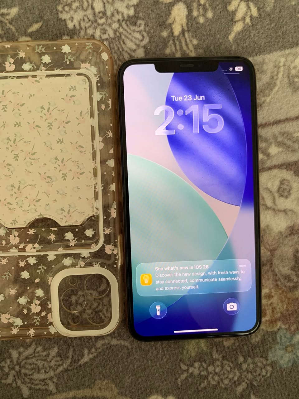 لە سلێمانی گەیاندن نییەبۆ دەرەوەی شار
ئایفۆن ١١ پرۆماکس بێ شووخت بێ دەستکاری
وەک نوێ تەنها پاتری ٧٥  هیج دەستکاری نەکراوە
شاشەو و هەموو شتیک بە زەمان سعر ٤٢٠ هەزار  
***********
