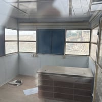 يوجد كرفان للبيع  الطول 4 متر  والعرض 3 متر  جديد الكرفان وتأسيس كهربا...