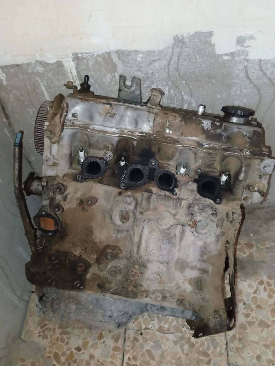 مكينه سايبه للبيع ب200 وبيها مجال***********
