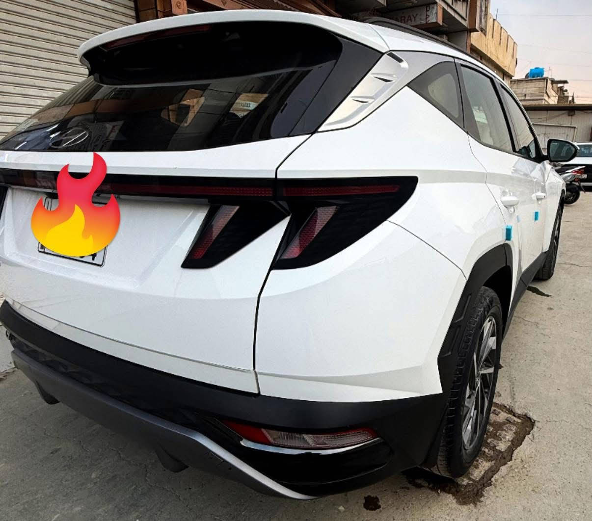 السلام عليكم
 توسان خليجي 2022 للبيع نظيفة جدا
ماشية 64 الف 
  محرك 2000 دوش  
بصمة تشغيل
بصمة ابواب
كراسي كهرباء
فول تحكم ستيرن
لايت العدسات متحركة ويا الاستيرن
حساس امامي
حساس خلفي
مري شفط ويا القفل
نظام ترحيب
اشاير بلمري
قطعتين تبريد 
 السيارة مكفولة  بدون صبغ 
عدا بارد وفطر بالدعامية كد اصبع مصلح
رقم بغداد دولي باسمي تحويل مباشر
سعرها 198 ورقة
بغداد ***********
