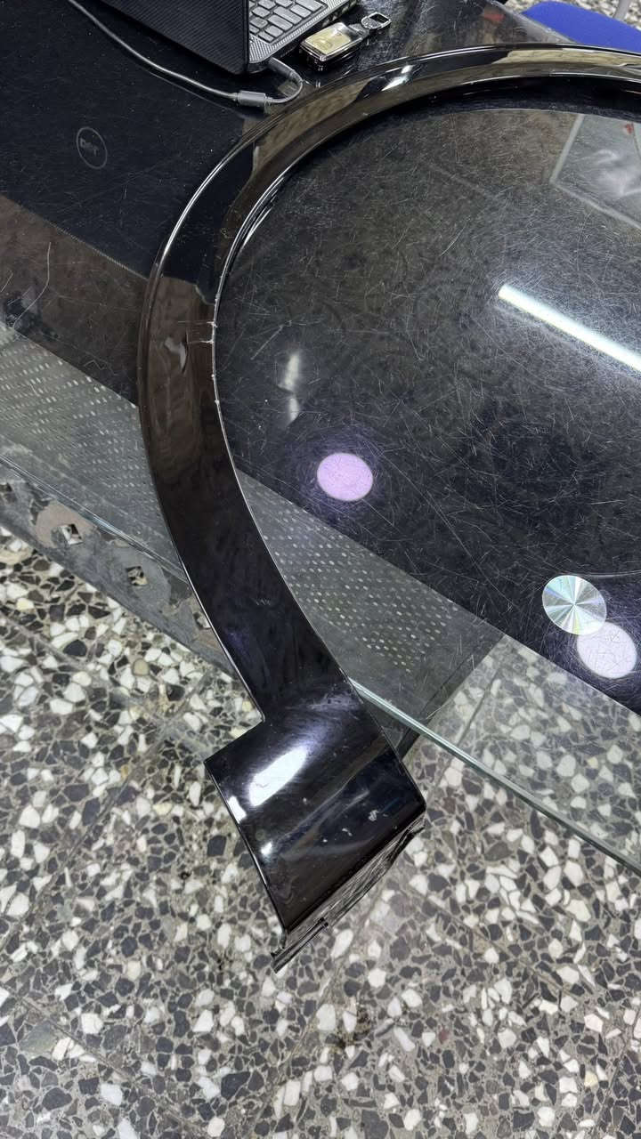 ‏سلام عليكم للبيع اطار جاملغ سبورتج 2024 أصلي جهة اليمنه سعر 100 دولار هـ ***********
