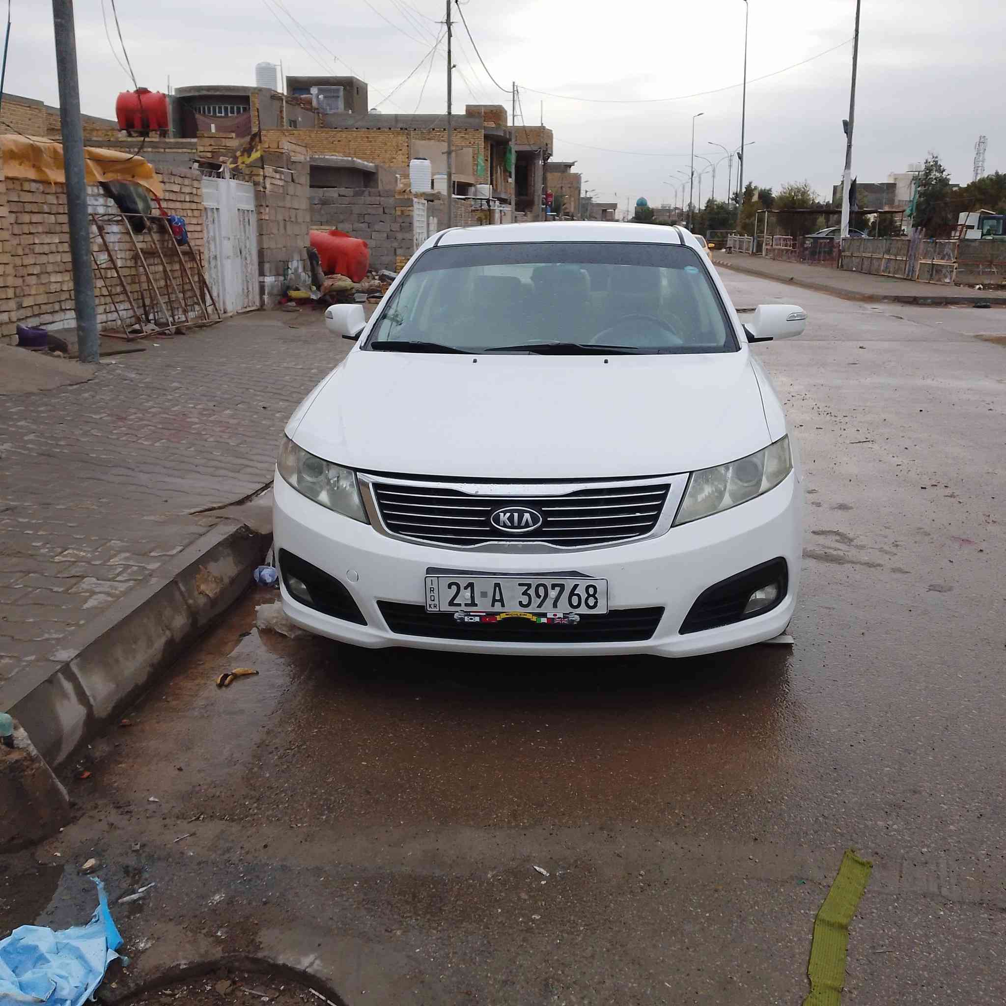 سلام عليكم سياره وبتماه للبيع الموديل 9 بيح جاملغ مبدل والباقي كفاله المكان كوت حي  .الرقم،***********
