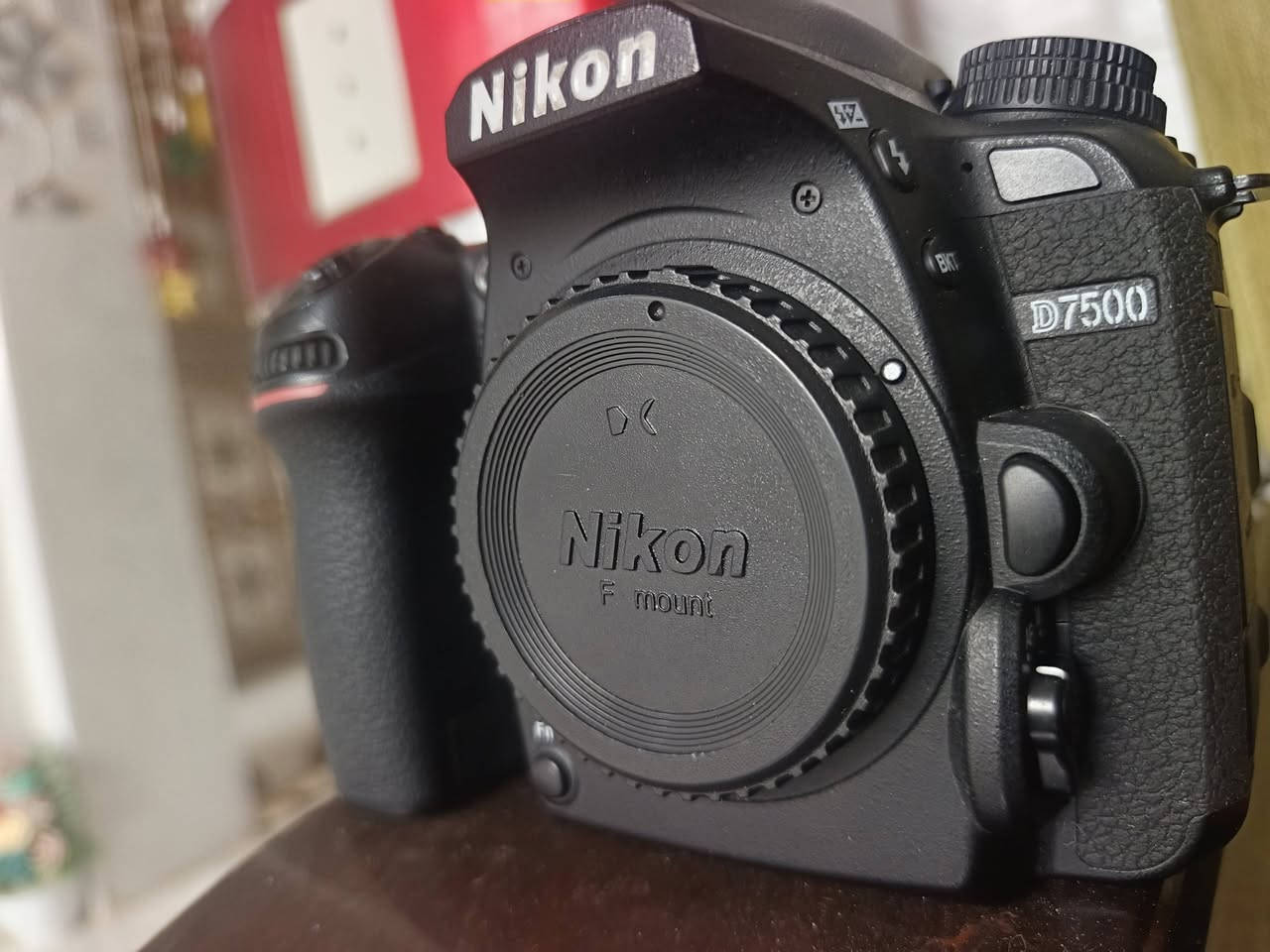 شعدك مراوس نظافة 90%
بيه بس هاي من رطوبه طلعت بيهه صارلهه 
شهر من اشتريته هيه وكارتونه جديد ،،


**إذا كنت صاحب هذا الإعلان وتريد حذفه لأي سبب، رجاءا أرسل رسالة إلى الدعم الفني**