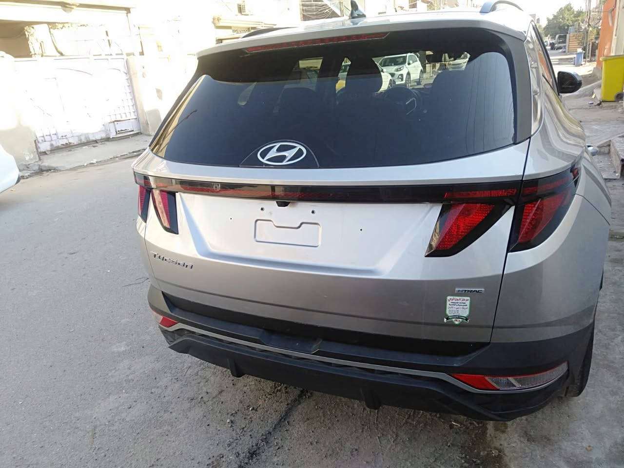 للبيع توكسان 2022 رقم بغداد الجديد وارد امريكي ضرر تبديل قطعتين باب وجاملغ  عكس السائق فول مواصفات عدا الفتحة دفع رباعي اربع بصمات قطعتين تبريد حساسات كاميرات رادرات 
محرك 2500 وبيها هواي مواصفات اخرى
السعر 185 وبيها مجال غير متواجد على الفيس للاتصال
***********
