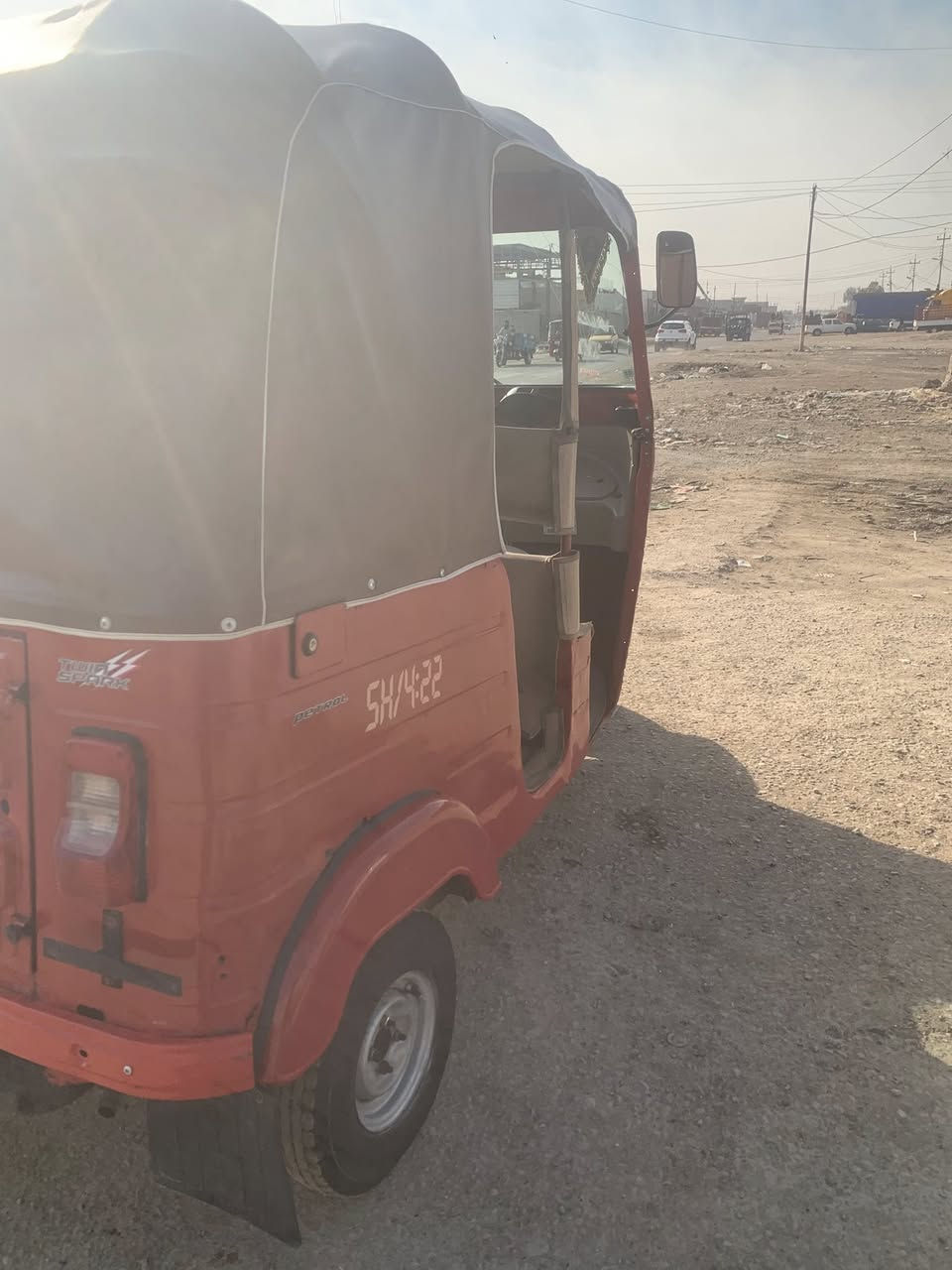 السلام عليكم تكتك موديل ١٨ شهر ١١ رقم سنويه السعر 4 /900بيه مجال حك جيه مكينه مال عشرين.  مكان بل حبيبيه ***********
