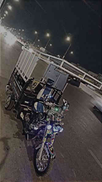 سلام عليكم. ستوته.( MTR) مديل 21وطالعه من الوكيل بل2023. رقم انكليزي  محرك جديد قبل شهرين شاده كير بوكس حجم. 200.باتري سياره تايرات جددد محجر تعمير جديد الستوته نضافه وتعديل عل اخير.  ماعايزه  برغي ابيعه كامله هيه ونجومها وغراضه برغي مينشلع منه  وشوفت عينك الستوته احله من الصوره. سعره 3ملايين/
وعيد وكرر الستوته نقص مابيه وحته سبير هديه  انطيك وياها متواجد خاص. وهاذه رقمي للتصال ***********/امكاني نجف حي النصار  تواصلو وياي وبيكم خير وتدللون ✨
