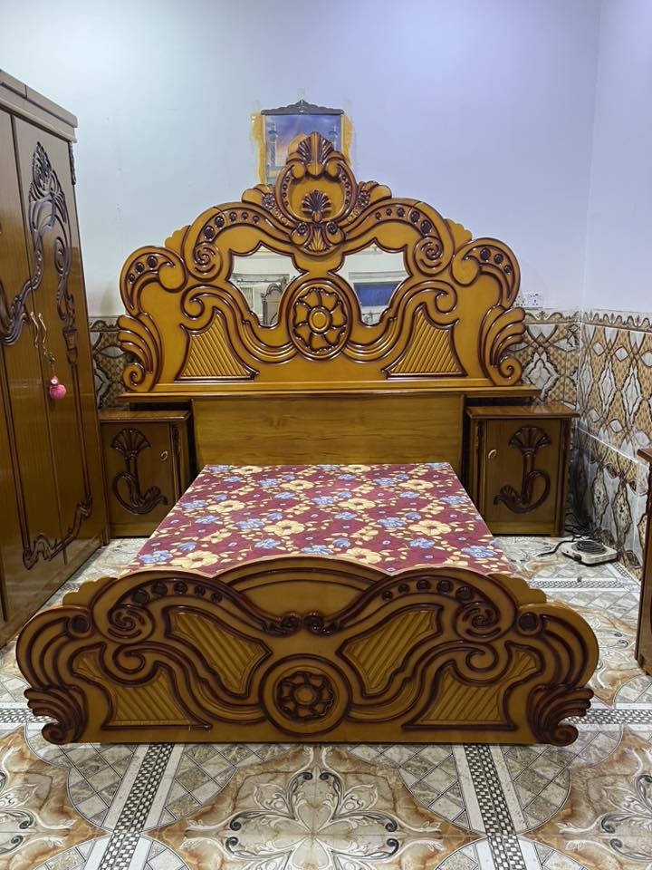 غرفه نجاره ام السته جديده كلش نضافه ١٠٠ بل ١٠٠ سعر 800 نهايته عنوان سوك الشيوخ حي العسكري رقم ***********@إشارة
