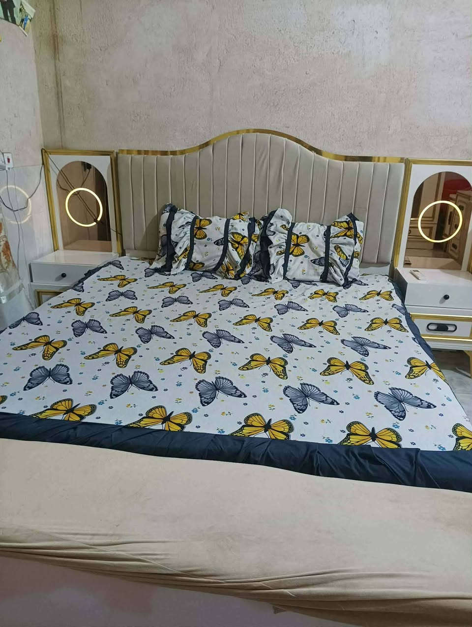 غرفه تركي سعر مليون مكانه بابل سكرين للمنشور وتفضل خاص مندوبه عندك غرفه للبييع دزه ابيع الك


**إذا كنت صاحب هذا الإعلان وتريد حذفه لأي سبب، رجاءا أرسل رسالة إلى الدعم الفني**